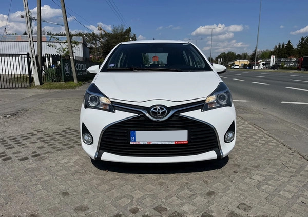 Toyota Yaris cena 43900 przebieg: 118000, rok produkcji 2015 z Reda małe 172